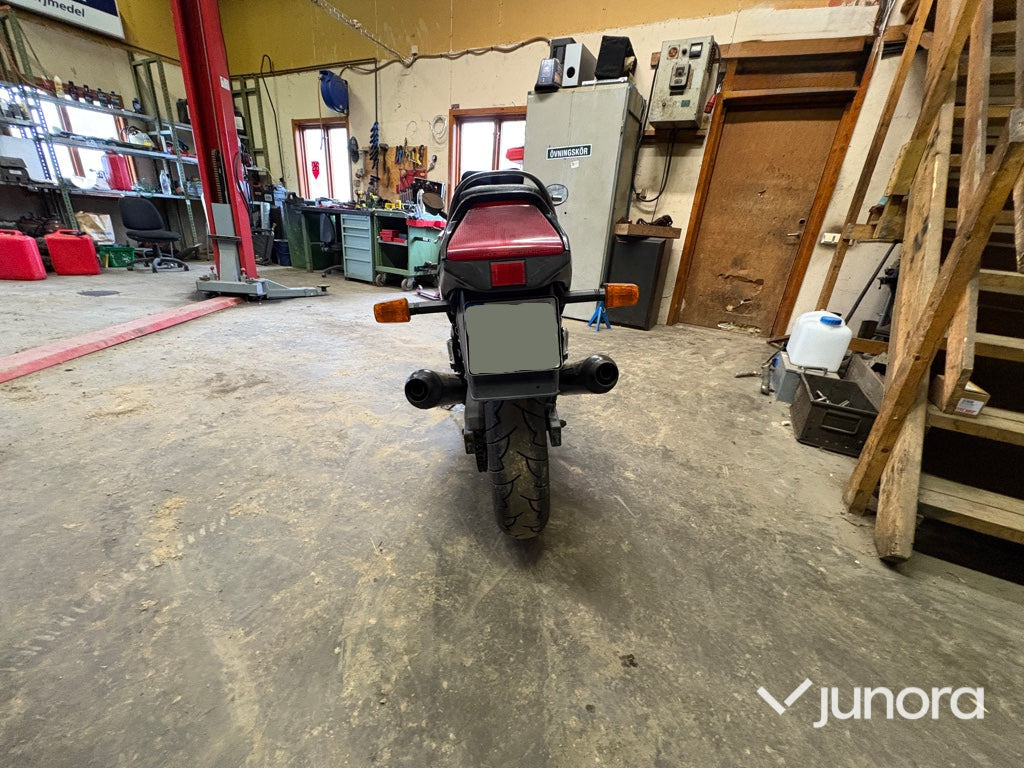 Motorcykel - Suzuki, GSX 750 F - Motocykel: obrázok 5 Motorcykel - Suzuki, GSX 750 F - Motocykel: obrázok 5