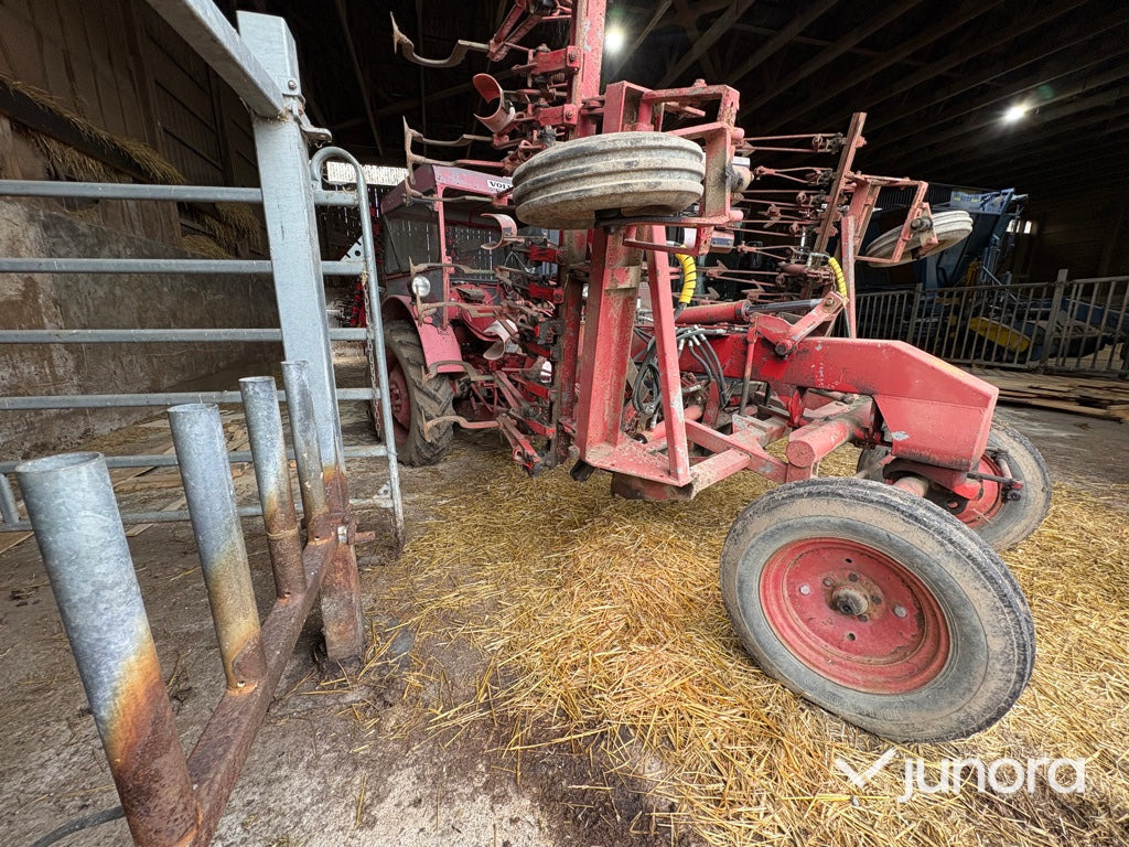 Radhacka - Volvo BM, Victor 230 - Podryvák: obrázok 4 Radhacka - Volvo BM, Victor 230 - Podryvák: obrázok 4