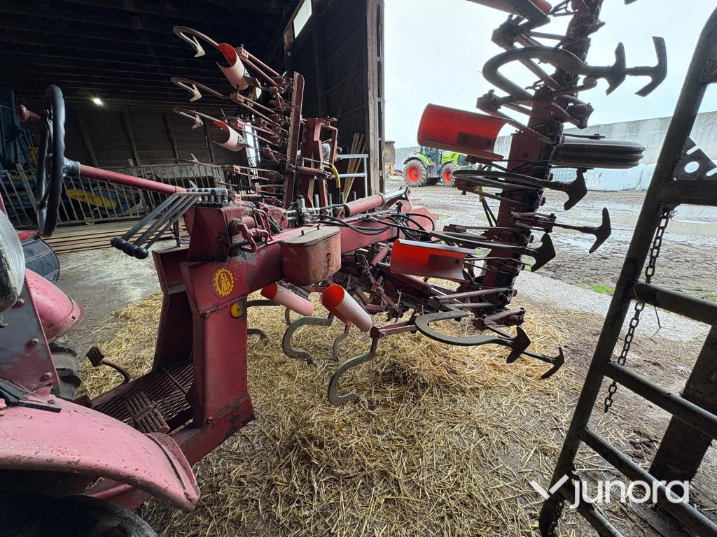 Radhacka - Volvo BM, Victor 230 - Podryvák: obrázok 3 Radhacka - Volvo BM, Victor 230 - Podryvák: obrázok 3