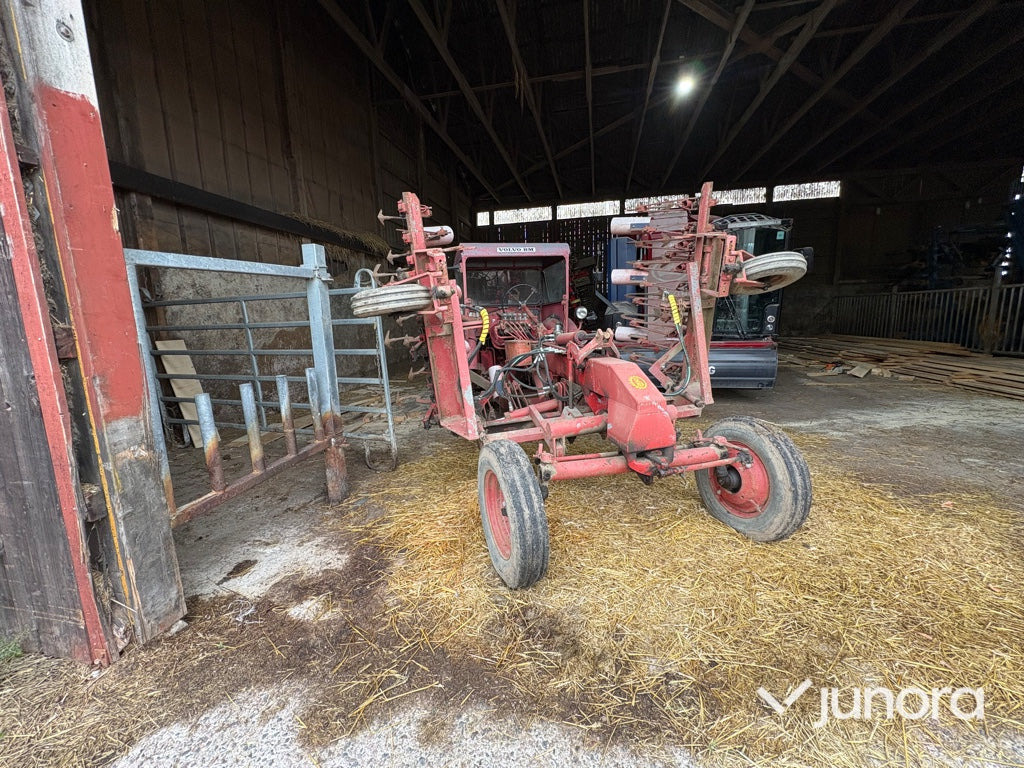 Radhacka - Volvo BM, Victor 230 - Podryvák: obrázok 5 Radhacka - Volvo BM, Victor 230 - Podryvák: obrázok 5