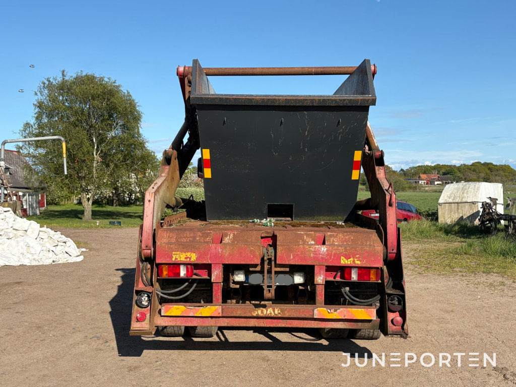 Scania Lastbil med lastväxslarflak - Ramenový nosič kontajnerov: obrázok 4 Scania Lastbil med lastväxslarflak - Ramenový nosič kontajnerov: obrázok 4