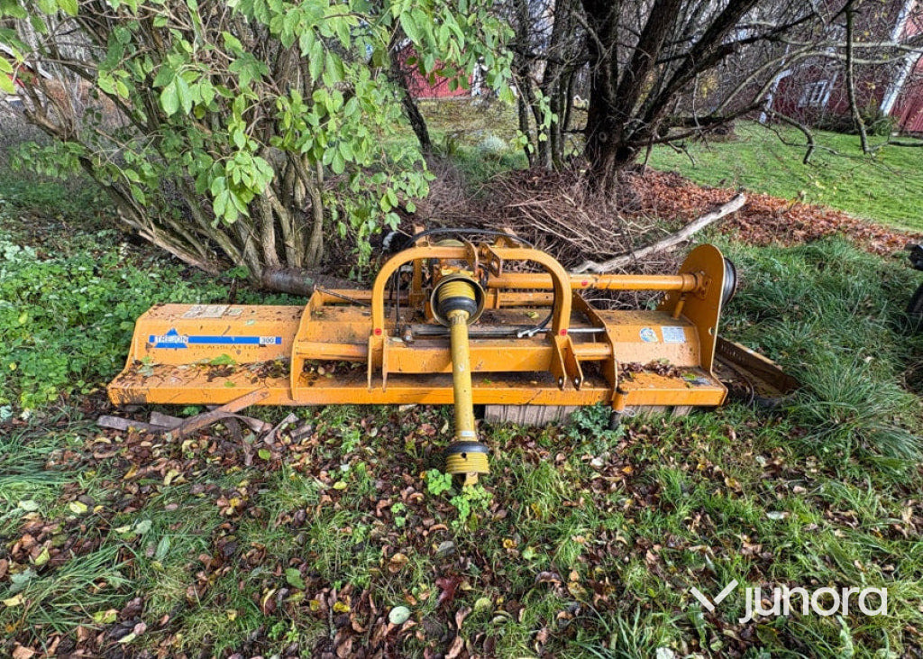 Slagslåtter - Trejon 300 - Kladivkový mulčovač: obrázok 2 Slagslåtter - Trejon 300 - Kladivkový mulčovač: obrázok 2