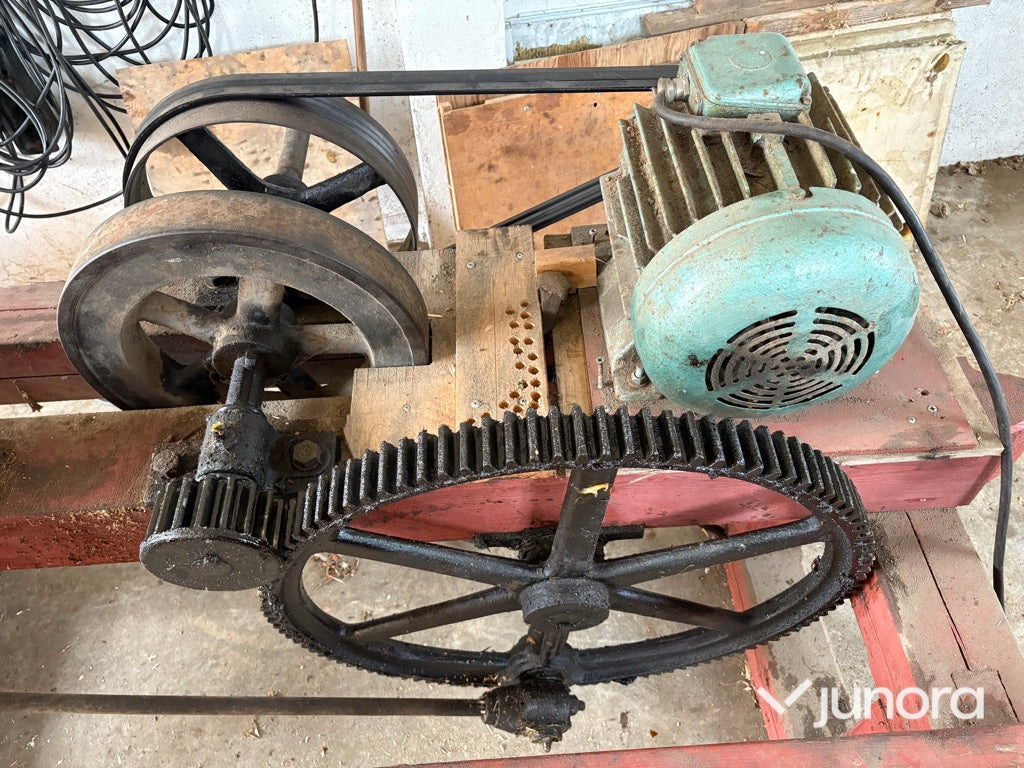 Spånhyvel - Drevoobrábací stroj: obrázok 4 Spånhyvel - Drevoobrábací stroj: obrázok 4