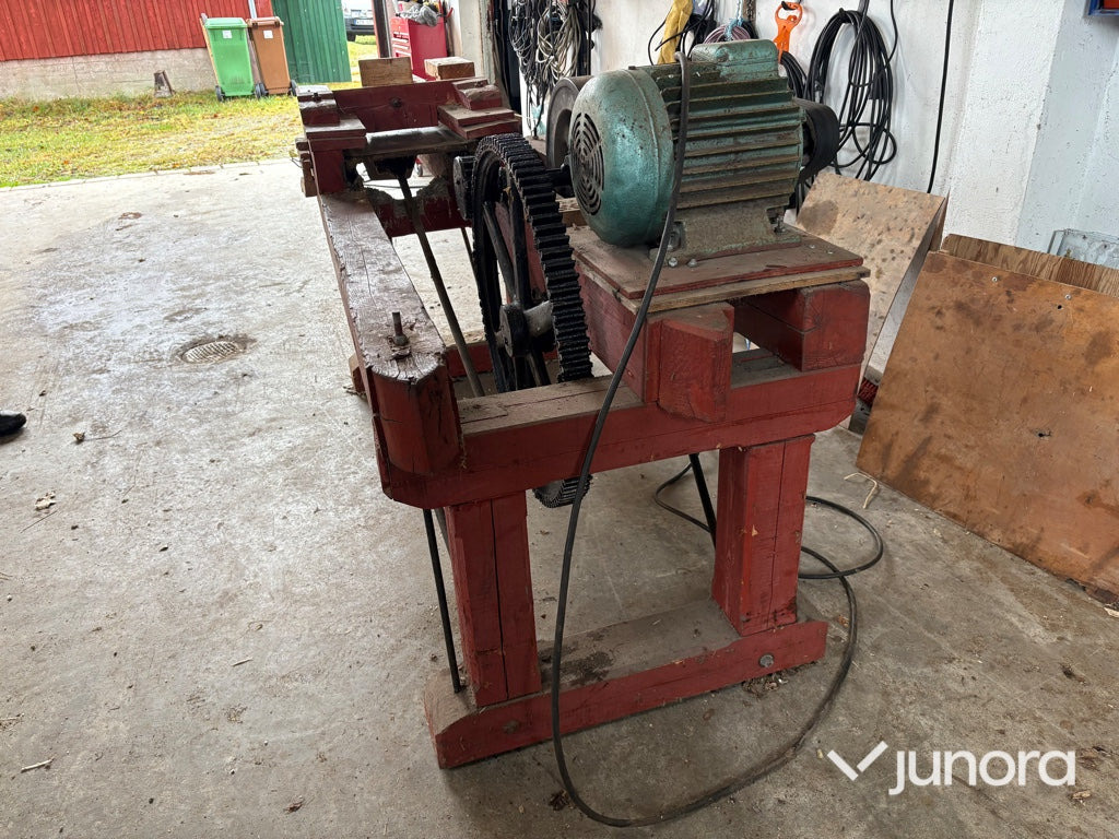 Spånhyvel - Drevoobrábací stroj: obrázok 3 Spånhyvel - Drevoobrábací stroj: obrázok 3