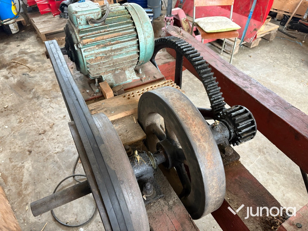 Spånhyvel - Drevoobrábací stroj: obrázok 5 Spånhyvel - Drevoobrábací stroj: obrázok 5