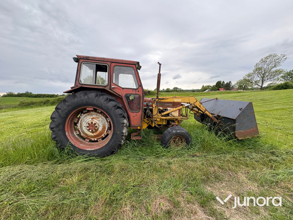 Traktor - IH - Traktor: obrázok 2 Traktor - IH - Traktor: obrázok 2