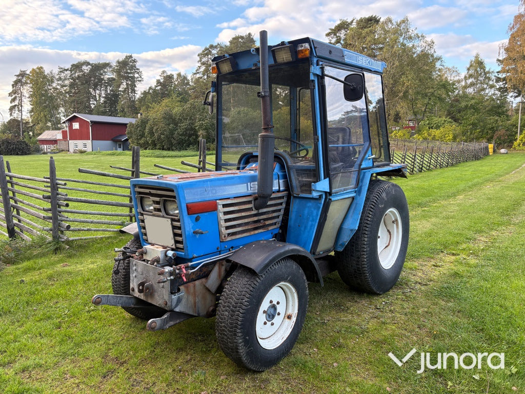 Traktor Iseki TE 4270 - Traktor: obrázok 1 Traktor Iseki TE 4270 - Traktor: obrázok 1