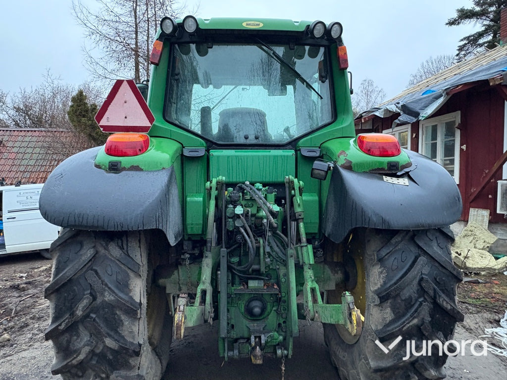 Traktor - John Deere 6320, med frontlastare 631 - Traktor: obrázok 4 Traktor - John Deere 6320, med frontlastare 631 - Traktor: obrázok 4