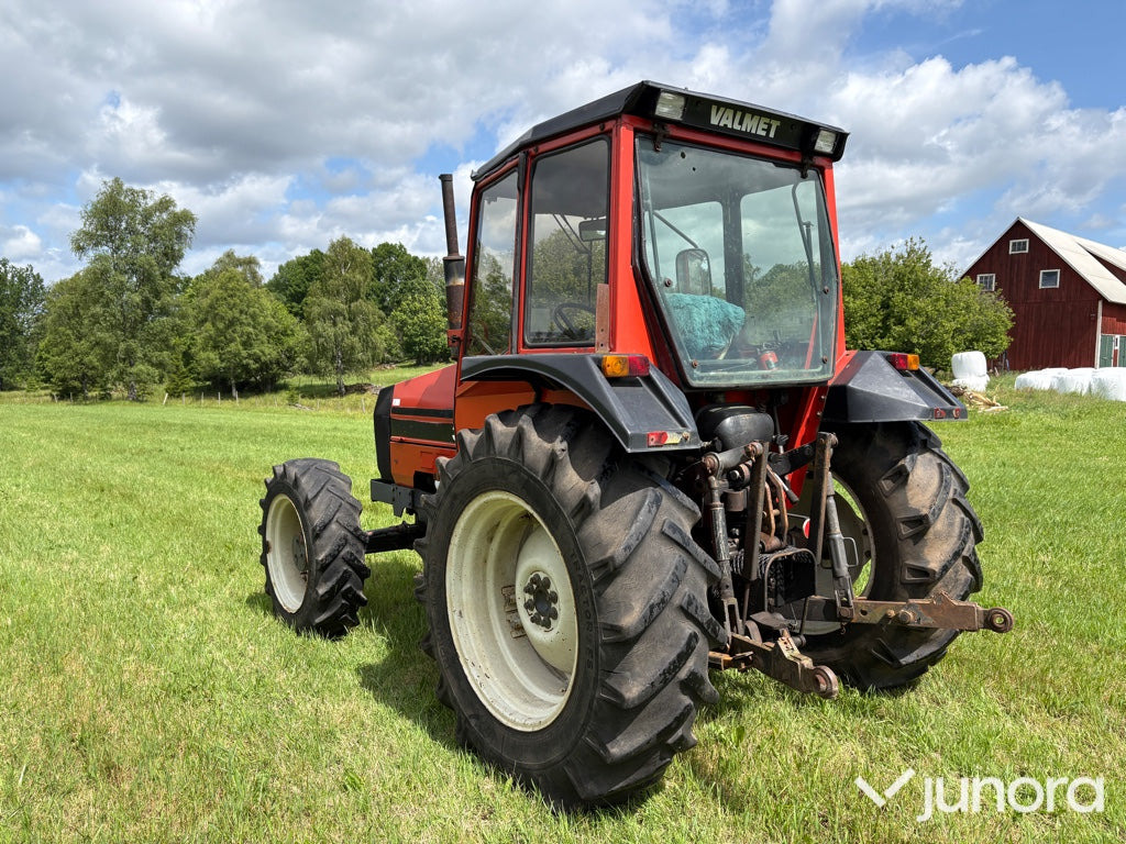 Valmet 305 - Traktor: obrázok 3 Valmet 305 - Traktor: obrázok 3