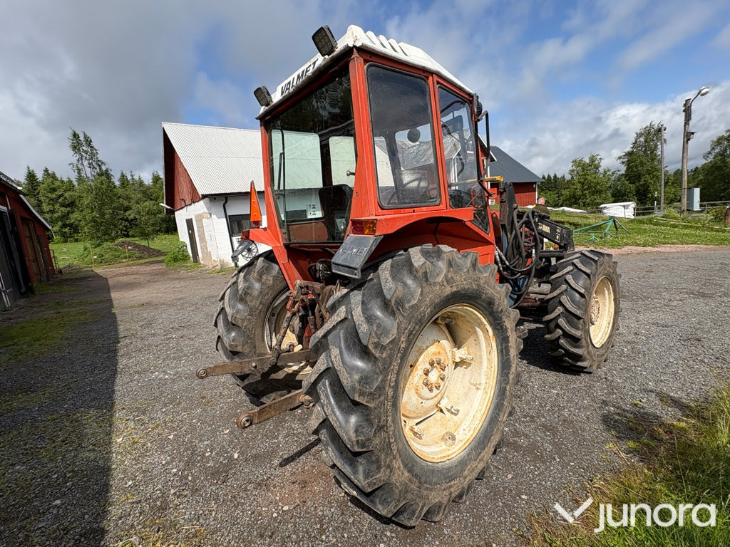 Valmet 604 med Trima lastare - Traktor: obrázok 5 Valmet 604 med Trima lastare - Traktor: obrázok 5