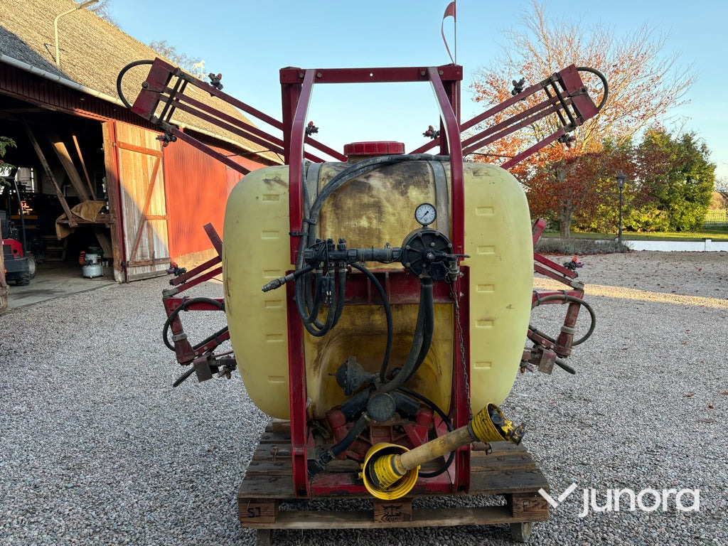 Växtskyddsspruta – Hardi, NK 600 - Postrekovač za traktor: obrázok 2 Växtskyddsspruta – Hardi, NK 600 - Postrekovač za traktor: obrázok 2