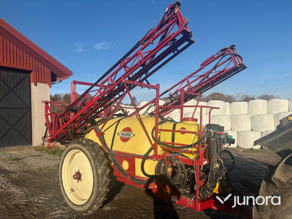 Växtskyddsspruta - Hardi TY1500 - Ťahaný postrekovač: obrázok 2 Växtskyddsspruta - Hardi TY1500 - Ťahaný postrekovač: obrázok 2