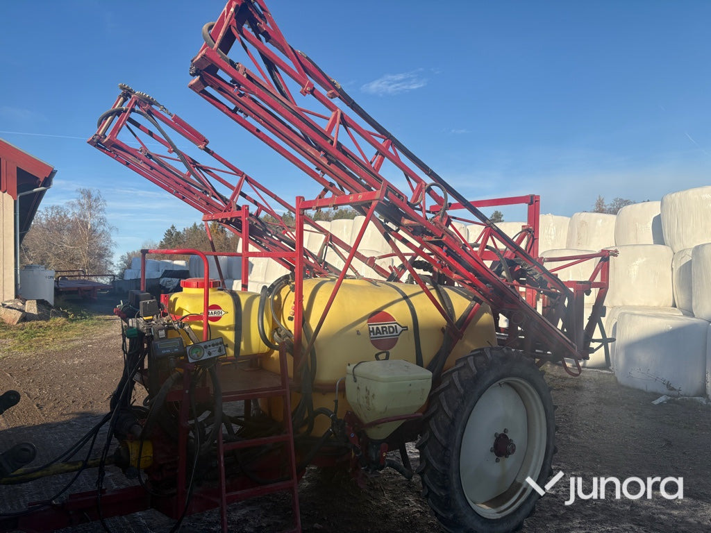 Växtskyddsspruta - Hardi TY1500 - Ťahaný postrekovač: obrázok 1 Växtskyddsspruta - Hardi TY1500 - Ťahaný postrekovač: obrázok 1