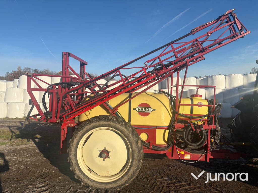 Växtskyddsspruta - Hardi TY1500 - Ťahaný postrekovač: obrázok 3 Växtskyddsspruta - Hardi TY1500 - Ťahaný postrekovač: obrázok 3