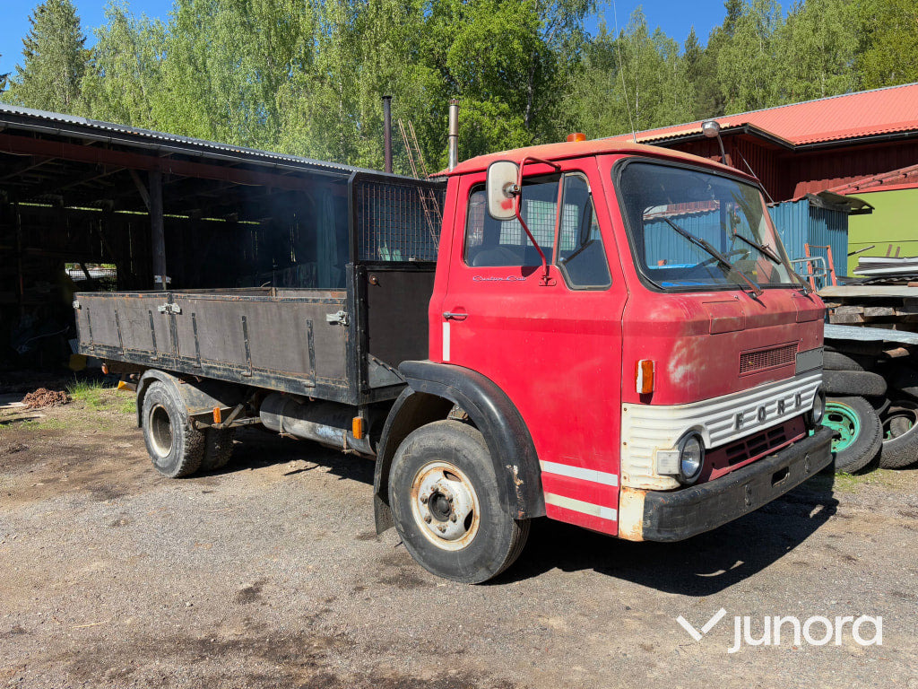 Veteranlastbil - Ford, D 550 Custom Cab - Valníkový/ Plošinový nákladný automobil: obrázok 1 Veteranlastbil - Ford, D 550 Custom Cab - Valníkový/ Plošinový nákladný automobil: obrázok 1