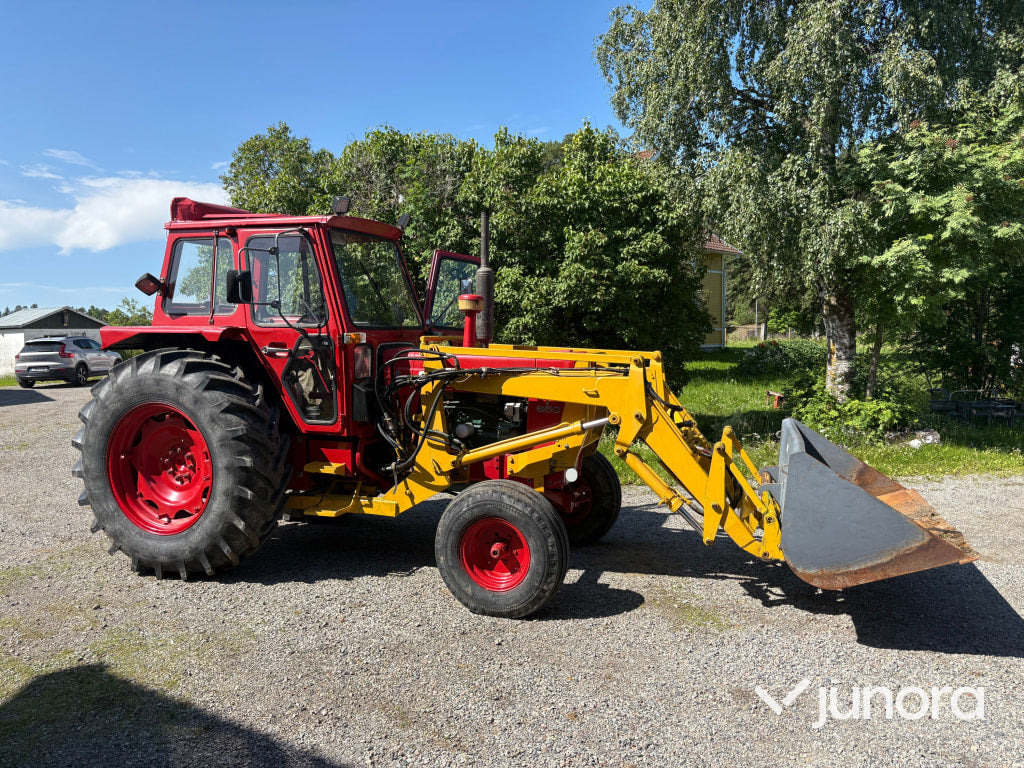 Volvo BM 650 - Traktor: obrázok 5 Volvo BM 650 - Traktor: obrázok 5