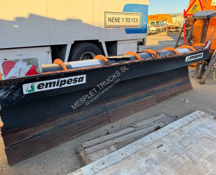 Giletta - Radlica na sneh: obrázok 1 Giletta - Radlica na sneh: obrázok 1