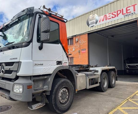 Mercedes Actros 3346 - Hákový nosič kontajnerov: obrázok 1 Mercedes Actros 3346 - Hákový nosič kontajnerov: obrázok 1