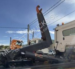 Mercedes Arocs 2845 - Hákový nosič kontajnerov: obrázok 5 Mercedes Arocs 2845 - Hákový nosič kontajnerov: obrázok 5