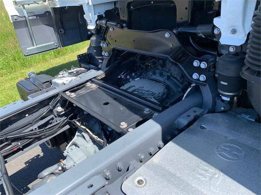 DAF XF 430 FAW 8x4*4 Tridem - Ramenový nosič kontajnerov: obrázok 5 DAF XF 430 FAW 8x4*4 Tridem - Ramenový nosič kontajnerov: obrázok 5