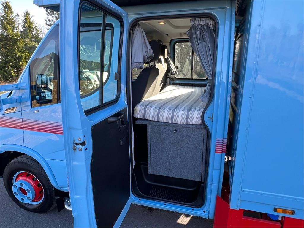 Iveco Daily 70C18 - dobbelt cab - Skříňový nákladní auto: obrázok 4 Iveco Daily 70C18 - dobbelt cab - Skříňový nákladní auto: obrázok 4