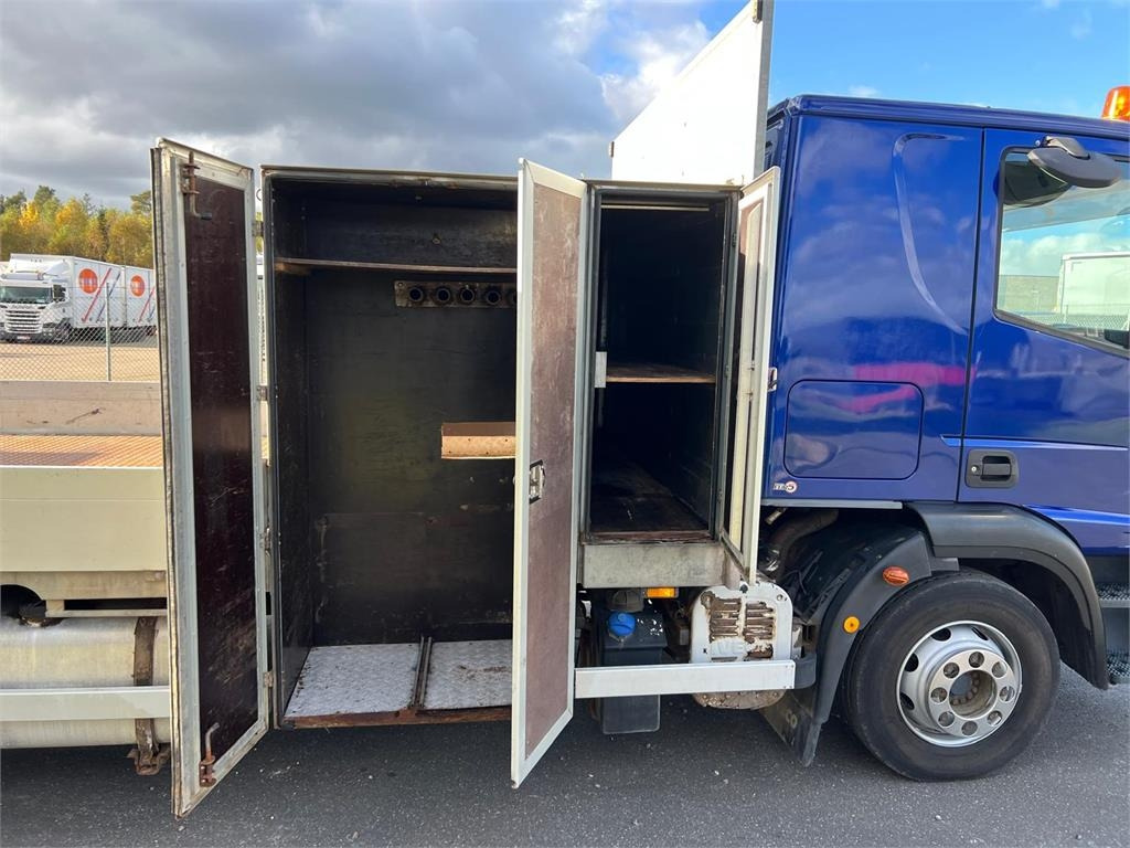 Iveco Euro Cargo 120 E22 - Nákladné vozidlo na prepravu automobilov: obrázok 5 Iveco Euro Cargo 120 E22 - Nákladné vozidlo na prepravu automobilov: obrázok 5