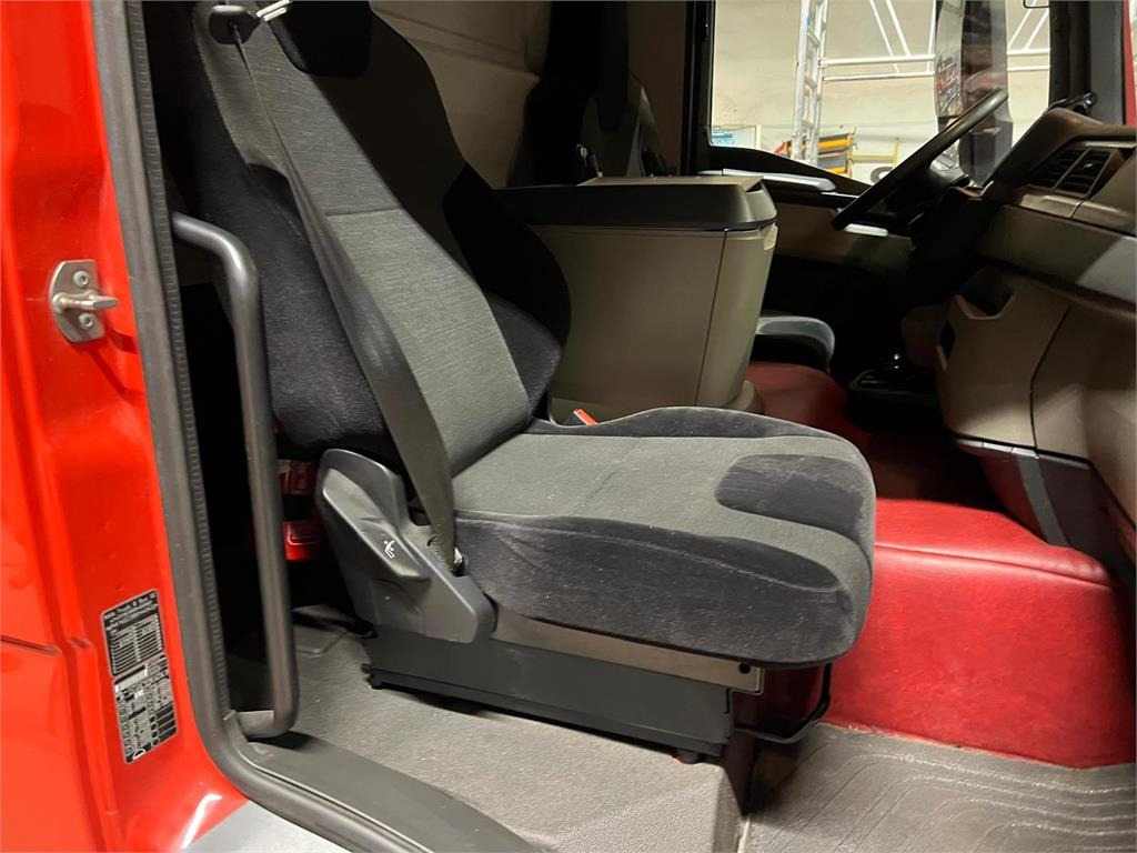 MAN TGL 12-220 BL - Plachtové nákladné vozidlo: obrázok 2 MAN TGL 12-220 BL - Plachtové nákladné vozidlo: obrázok 2