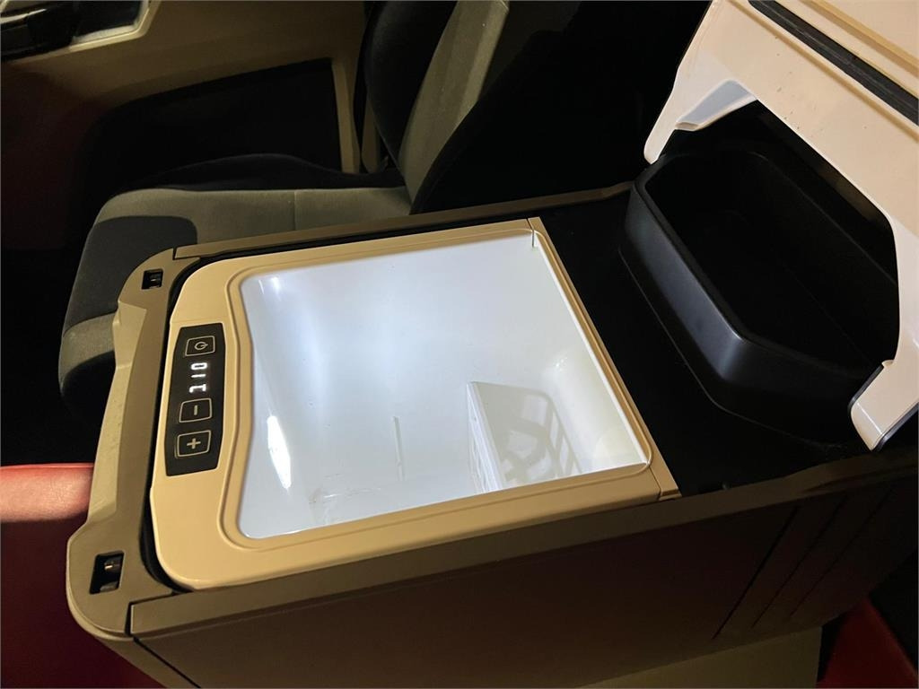 MAN TGL 12-220 BL - Plachtové nákladné vozidlo: obrázok 4 MAN TGL 12-220 BL - Plachtové nákladné vozidlo: obrázok 4