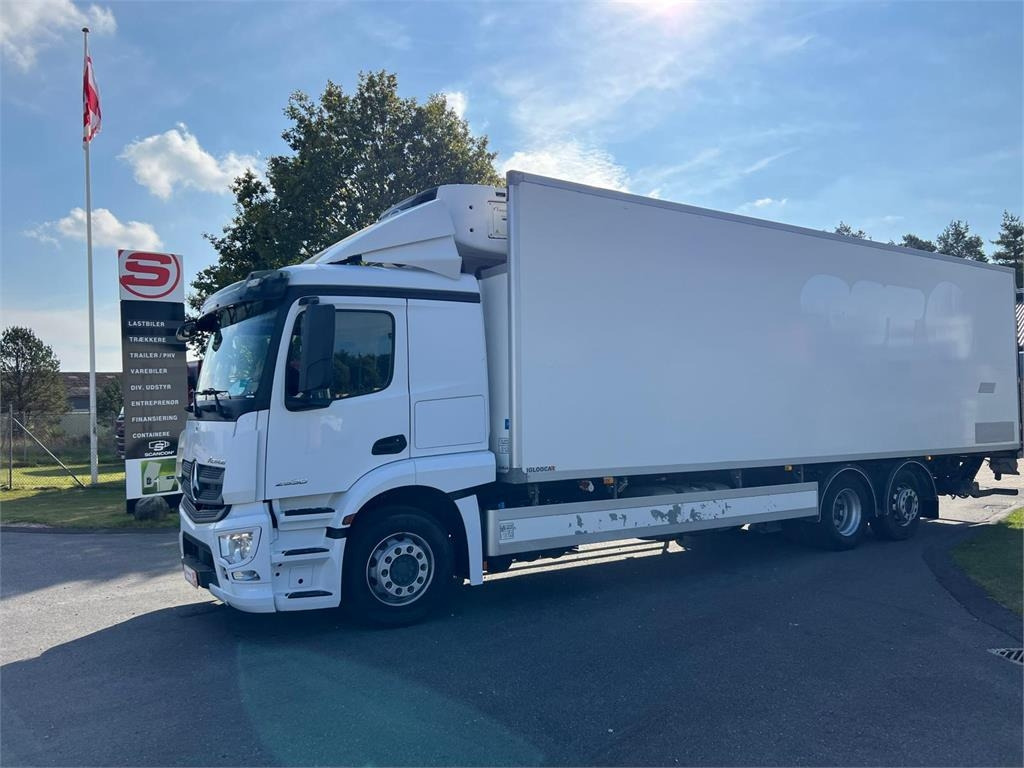 Mercedes-Benz Actros 2530 L 6x2*4 - Chladirenské nákladné vozidlo: obrázok 1 Mercedes-Benz Actros 2530 L 6x2*4 - Chladirenské nákladné vozidlo: obrázok 1