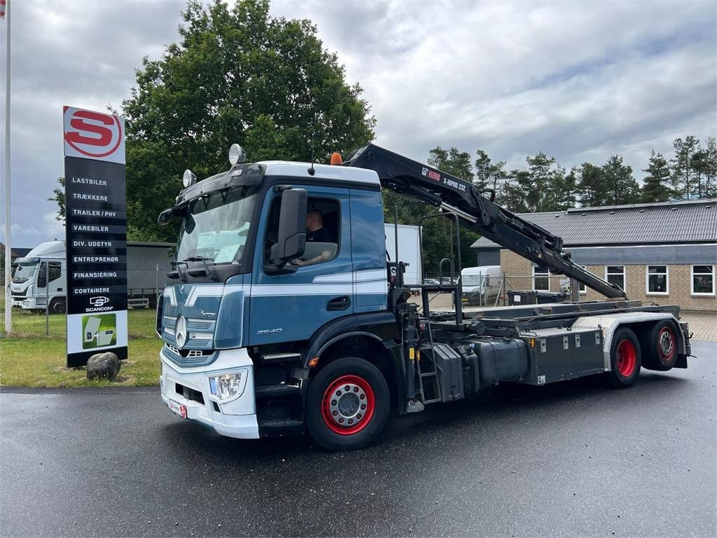 Mercedes-Benz Antos 2540 L - Hiab 232E5 kran - Ramenový nosič kontajnerov: obrázok 1 Mercedes-Benz Antos 2540 L - Hiab 232E5 kran - Ramenový nosič kontajnerov: obrázok 1
