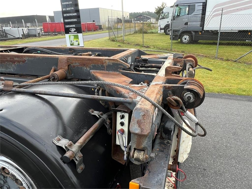 Mercedes-Benz Antos 2546 L - Ramenový nosič kontajnerov: obrázok 5 Mercedes-Benz Antos 2546 L - Ramenový nosič kontajnerov: obrázok 5