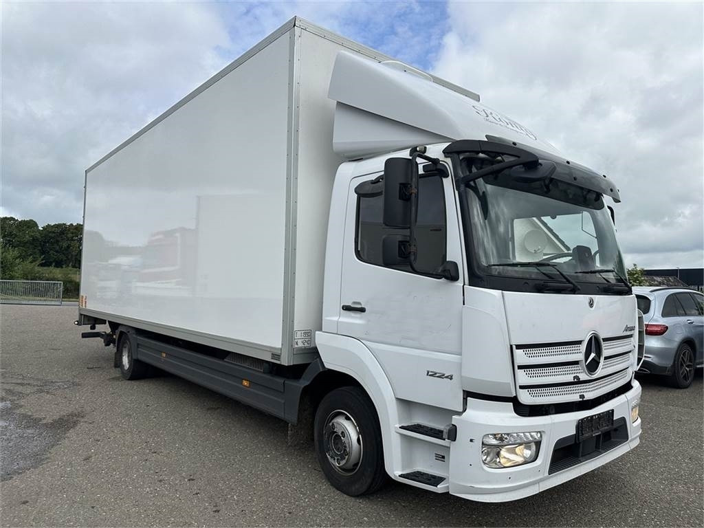 Mercedes-Benz Atego 1224 LnR - Skříňový nákladní auto: obrázok 1 Mercedes-Benz Atego 1224 LnR - Skříňový nákladní auto: obrázok 1