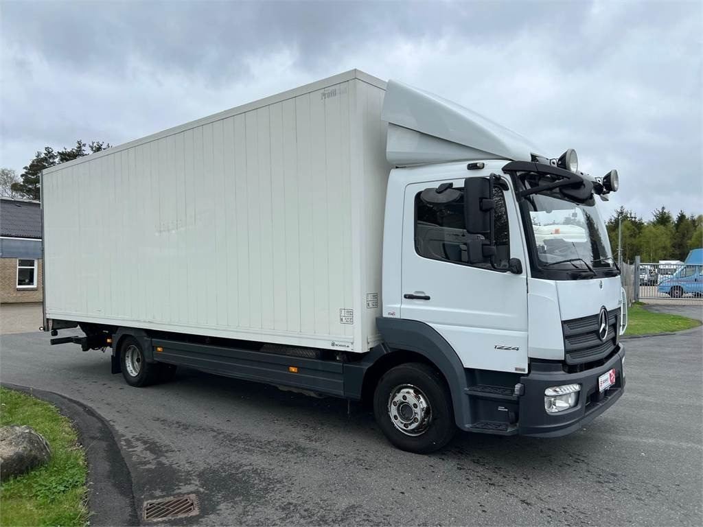 Mercedes-Benz Atego 1224 LnR - Skříňový nákladní auto: obrázok 2 Mercedes-Benz Atego 1224 LnR - Skříňový nákladní auto: obrázok 2