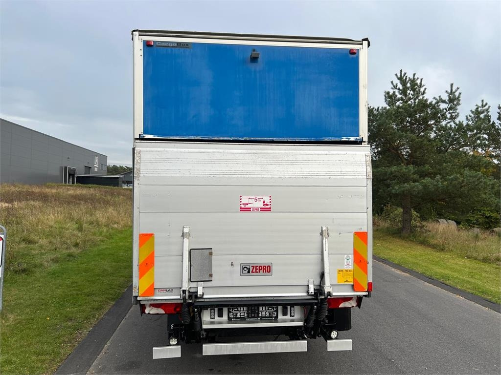 Mercedes-Benz Sprinter 516 CDI  - Skříňový nákladní auto: obrázok 5 Mercedes-Benz Sprinter 516 CDI  - Skříňový nákladní auto: obrázok 5