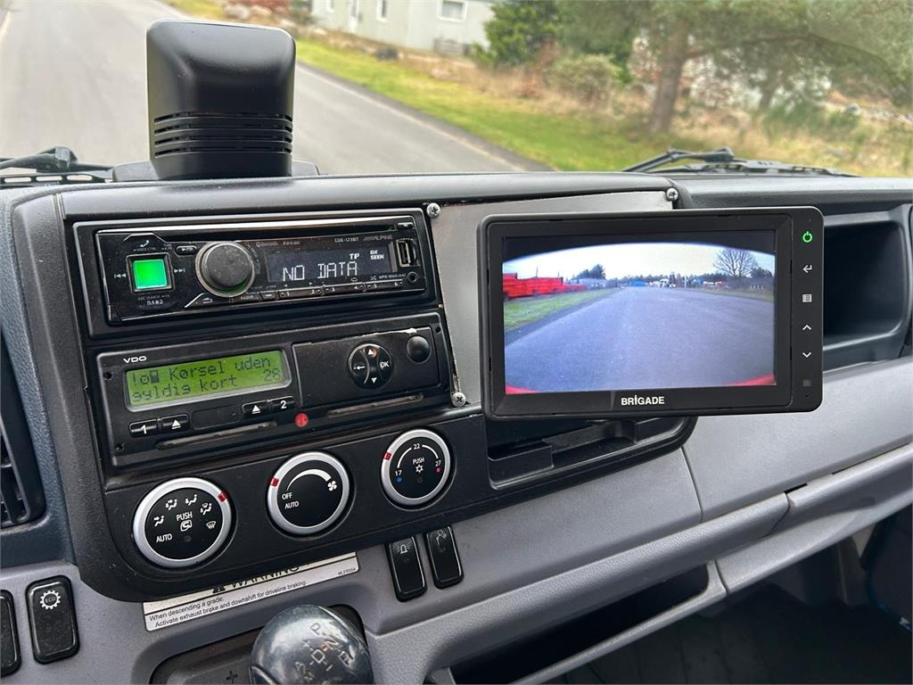 Hákový nosič kontajnerov Mitsubishi Fuso CANTER 9C150: obrázok 13 Hákový nosič kontajnerov Mitsubishi Fuso CANTER 9C150: obrázok 13