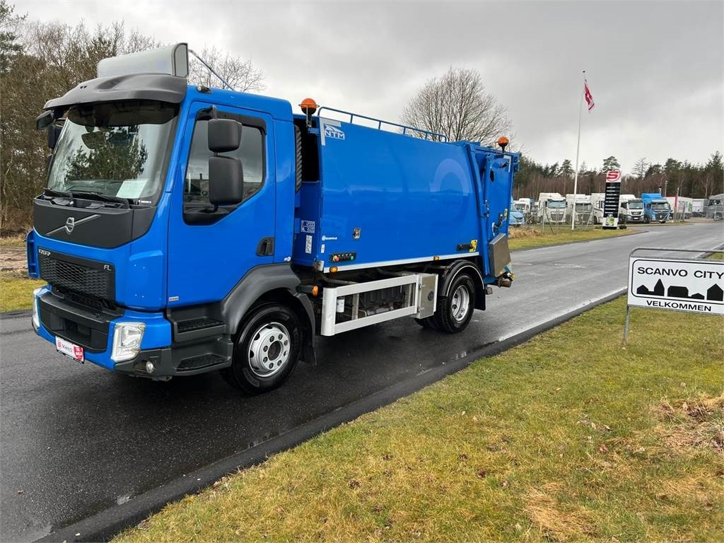 Volvo FL 240 (12 ton) NTM 9,7m3 - Auto na odvoz odpadu: obrázok 1 Volvo FL 240 (12 ton) NTM 9,7m3 - Auto na odvoz odpadu: obrázok 1