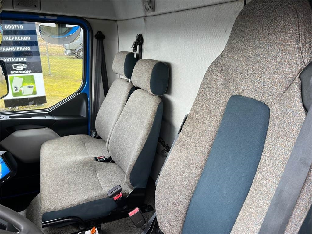 Volvo FL 240 (12 ton) NTM 9,7m3 - Auto na odvoz odpadu: obrázok 5 Volvo FL 240 (12 ton) NTM 9,7m3 - Auto na odvoz odpadu: obrázok 5
