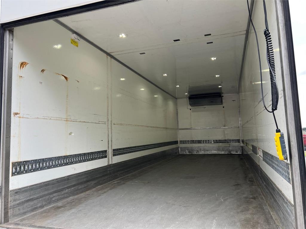 Volvo FL 250 16 ton - Chladirenské nákladné vozidlo: obrázok 5 Volvo FL 250 16 ton - Chladirenské nákladné vozidlo: obrázok 5