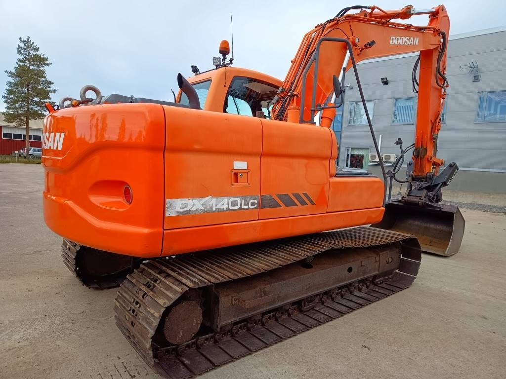 Doosan DX140LC KALLISTAJA+PYÖRITTÄJÄ - Pásové rýpadlo: obrázok 5 Doosan DX140LC KALLISTAJA+PYÖRITTÄJÄ - Pásové rýpadlo: obrázok 5
