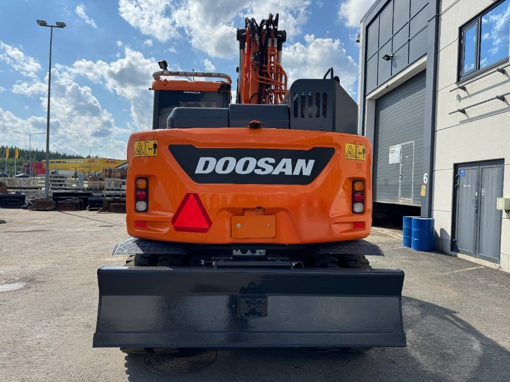 Doosan DX165W-5 PYÖRITTÄJÄLLÄ - Kolesové rýpadlo: obrázok 4 Doosan DX165W-5 PYÖRITTÄJÄLLÄ - Kolesové rýpadlo: obrázok 4