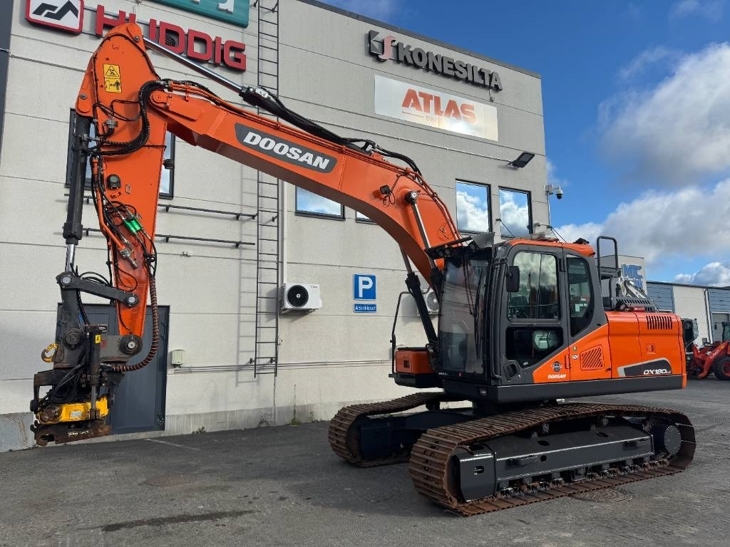 Doosan DX180LC-5 PYÖRITTÄJÄLLÄ  - Pásové rýpadlo: obrázok 2 Doosan DX180LC-5 PYÖRITTÄJÄLLÄ  - Pásové rýpadlo: obrázok 2
