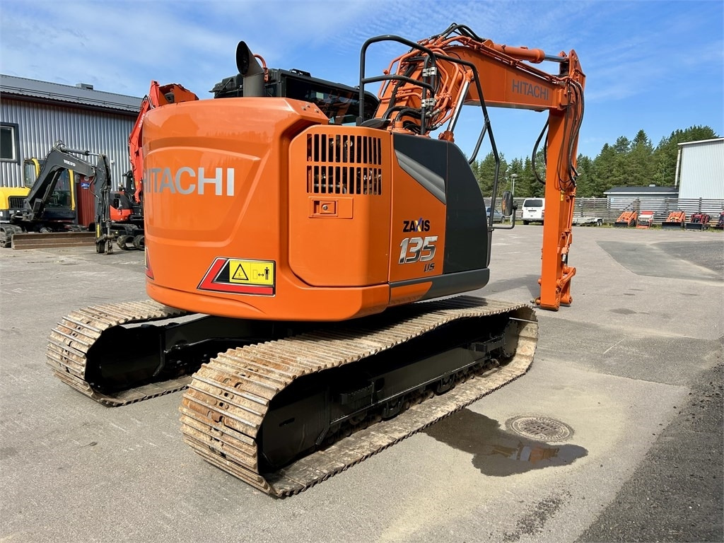 Hitachi ZX135US-7 - Pásové rýpadlo: obrázok 4 Hitachi ZX135US-7 - Pásové rýpadlo: obrázok 4
