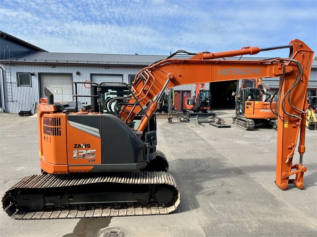 Hitachi ZX135US-7 - Pásové rýpadlo: obrázok 5 Hitachi ZX135US-7 - Pásové rýpadlo: obrázok 5