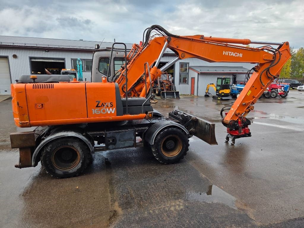 Leasing Hitachi ZX160 W PYÖRITTÄJÄLLÄ  Hitachi ZX160 W PYÖRITTÄJÄLLÄ: obrázok 6