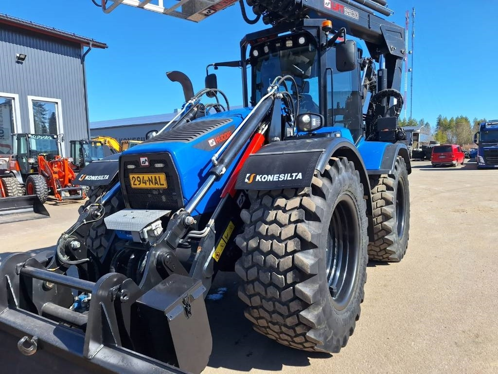 Huddig 1260E CABLE, ISO NOSTIN YM. - Rýpadlo-nakladač: obrázok 4 Huddig 1260E CABLE, ISO NOSTIN YM. - Rýpadlo-nakladač: obrázok 4