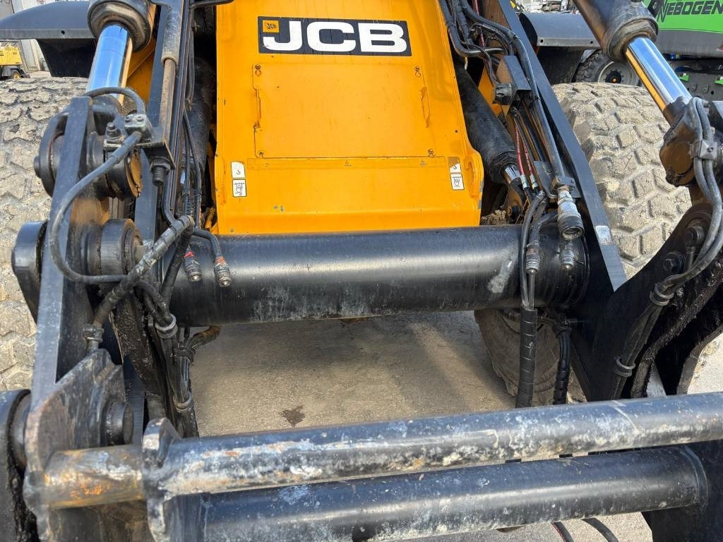 JCB 437 HT - Kolesový nakladač: obrázok 4 JCB 437 HT - Kolesový nakladač: obrázok 4