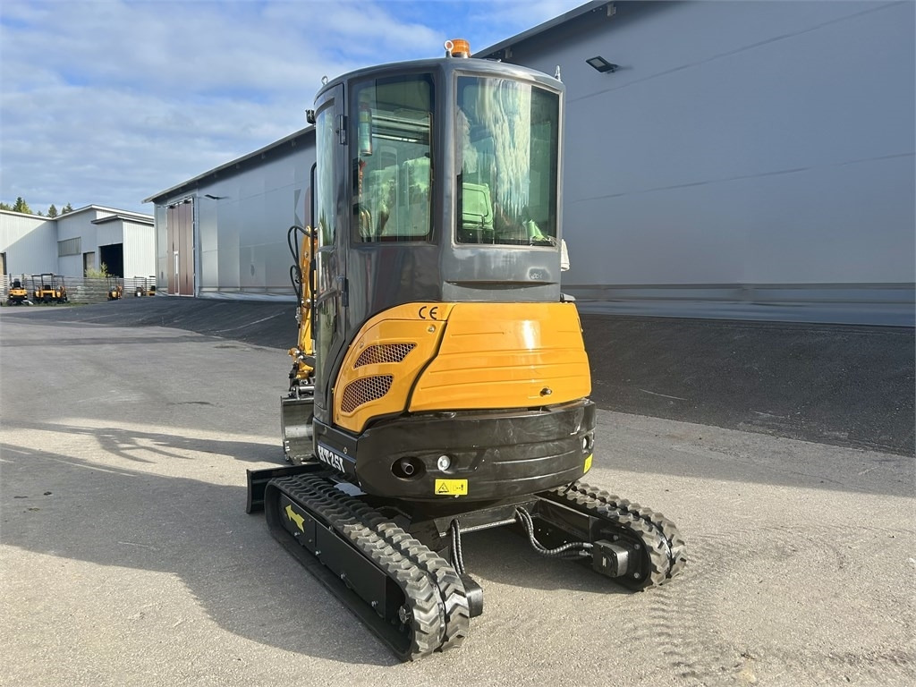 JPC HT25J HYTILLÄ - Mini rýpadlo: obrázok 2 JPC HT25J HYTILLÄ - Mini rýpadlo: obrázok 2
