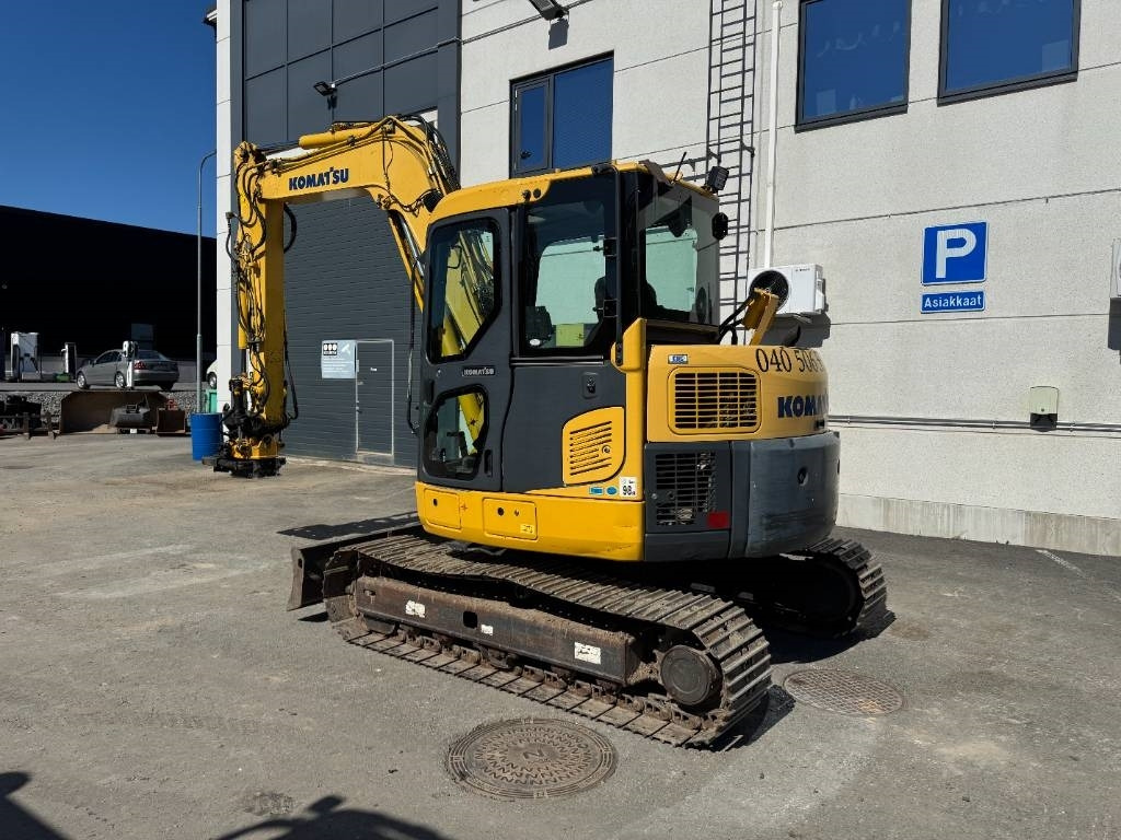 Komatsu PC88MR-8 PYÖRITTÄJÄLLÄ - Mini rýpadlo: obrázok 3 Komatsu PC88MR-8 PYÖRITTÄJÄLLÄ - Mini rýpadlo: obrázok 3