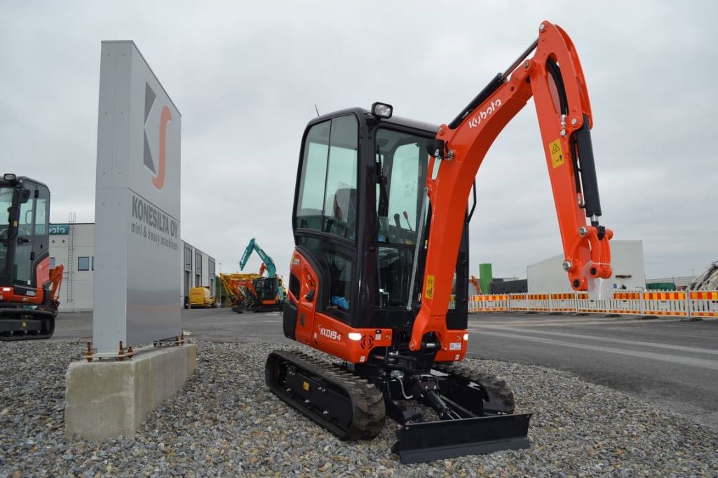 Kubota KX019-4 UUSI, TAKUU 24KK - Mini rýpadlo: obrázok 5 Kubota KX019-4 UUSI, TAKUU 24KK - Mini rýpadlo: obrázok 5
