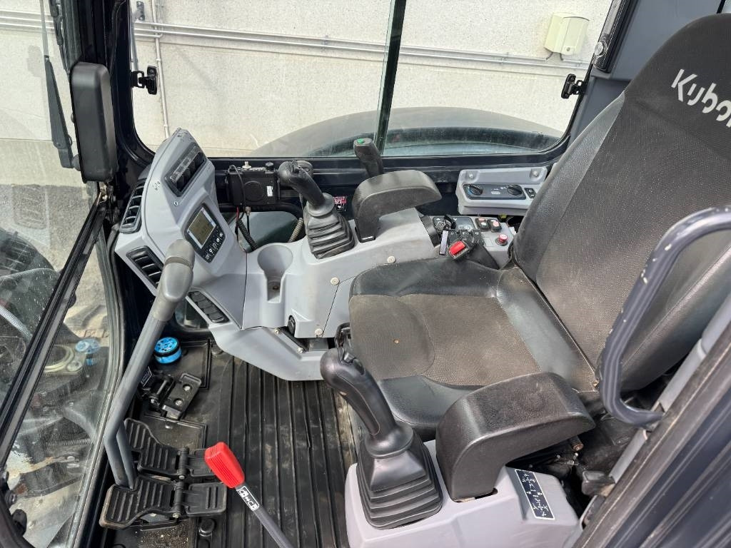 Mini rýpadlo Kubota KX057-4 PYÖRITTÄJÄLLÄ: obrázok 11